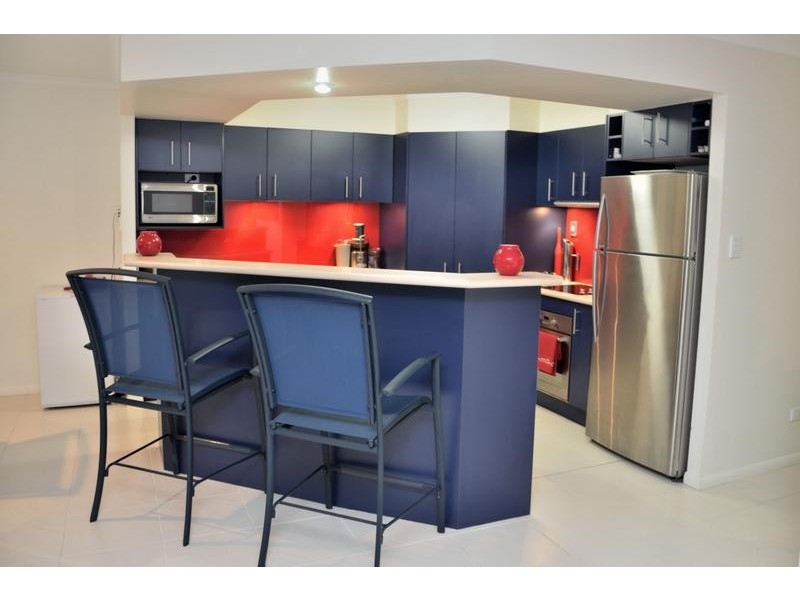 16 Roderick Street, Moffat Beach QLD 4551