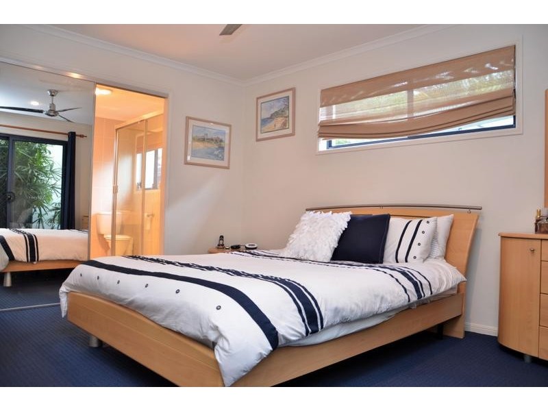 16 Roderick Street, Moffat Beach QLD 4551