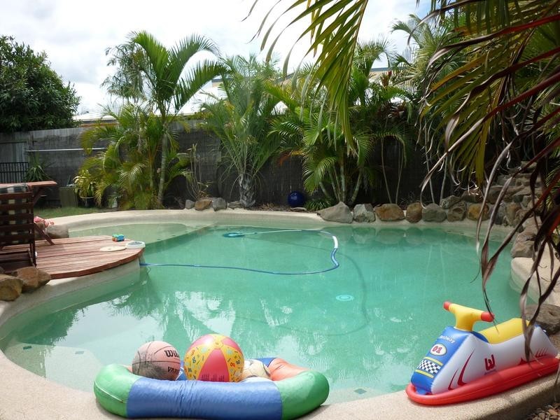 1 Lilac Crescent, Currimundi QLD 4551