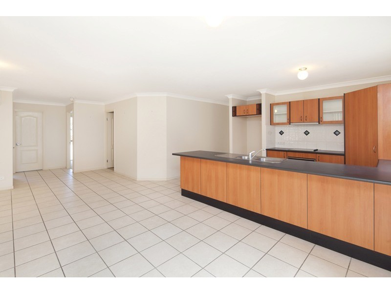 15 Campbellville Circuit, Pelican Waters QLD 4551