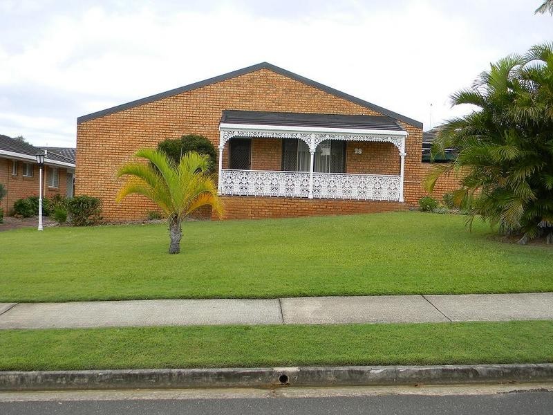 28/2 Lyon Street, Dicky Beach QLD 4551