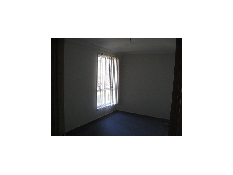 147 Nicklin Way, Warana QLD 4575