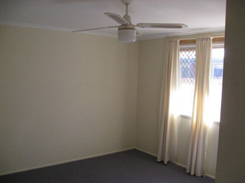 147 Nicklin Way, Warana QLD 4575