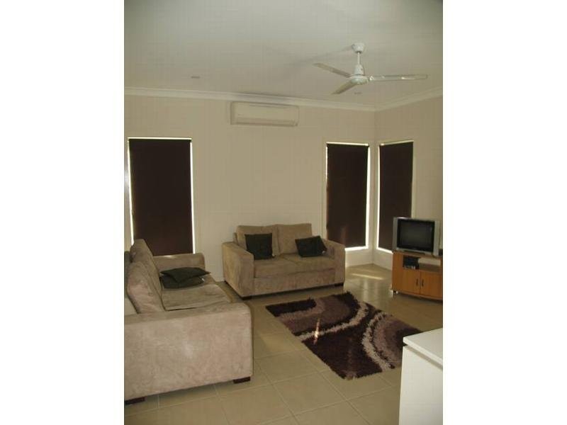 30 Little Mountain Drive, Little Mountain QLD 4551