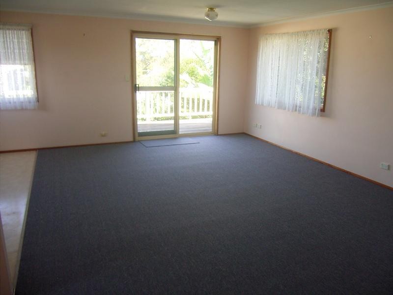 19 Coonowrin Street, Battery Hill QLD 4551