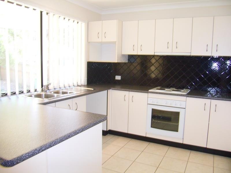 38 Gallery Place, Little Mountain QLD 4551
