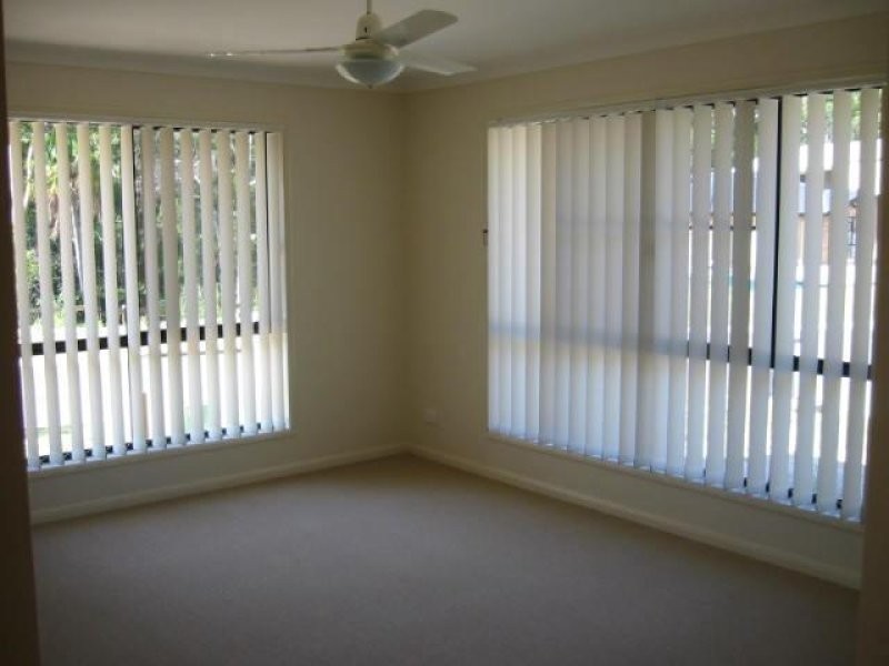 38 Gallery Place, Little Mountain QLD 4551