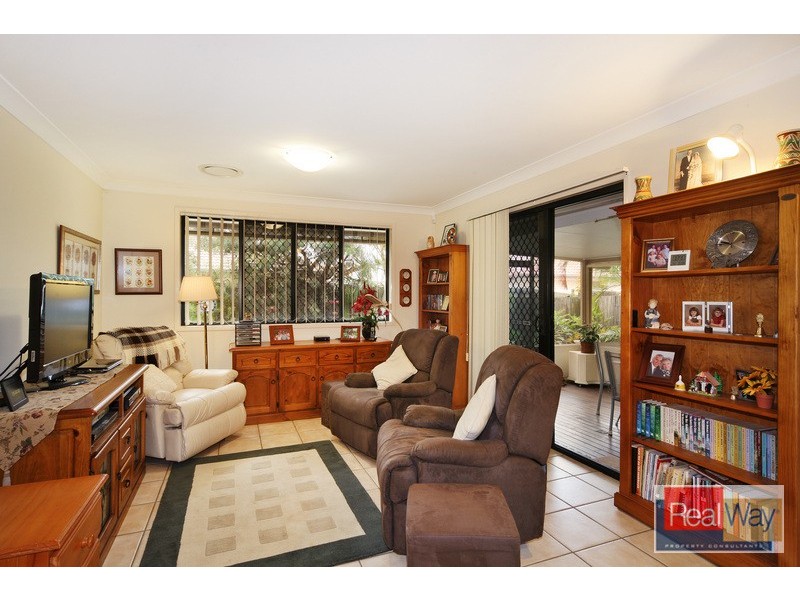 10 Springs Drive, Little Mountain QLD 4551
