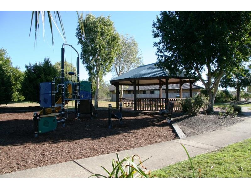 10 Springs Drive, Little Mountain QLD 4551