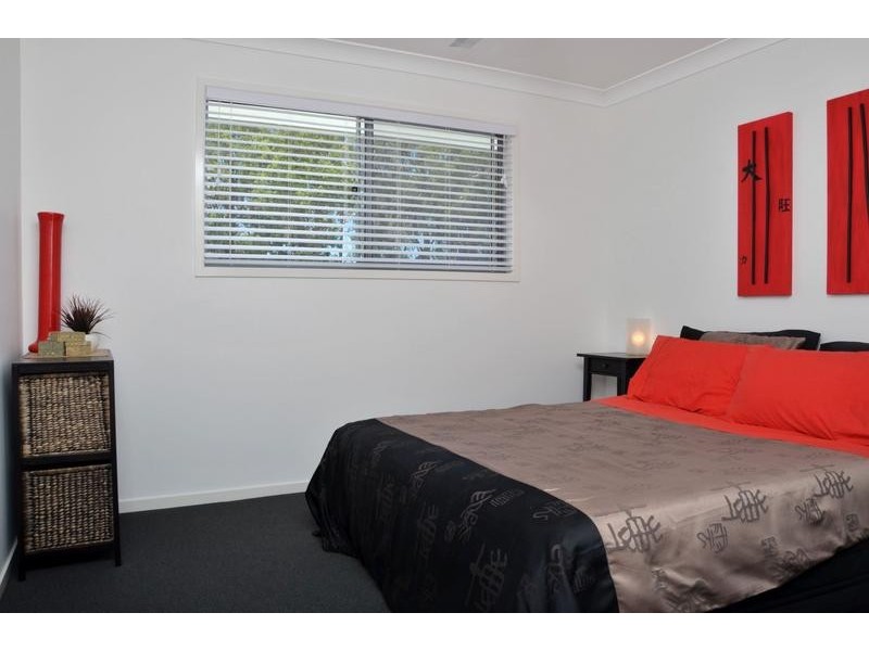 2/1 Cumberland Crescent, Meridan Plains QLD 4551