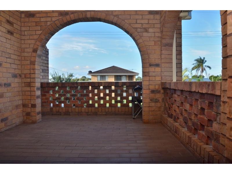 18 Booker Parade, Golden Beach QLD 4551