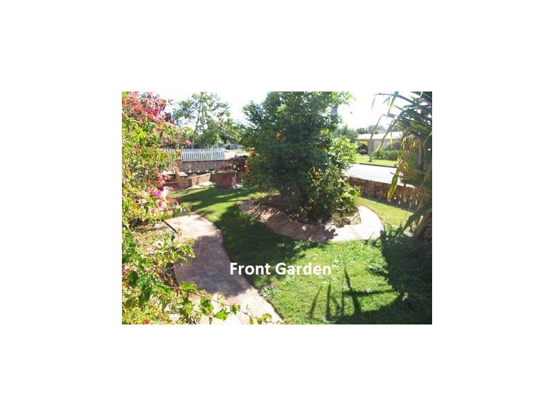 18 Booker Parade, Golden Beach QLD 4551
