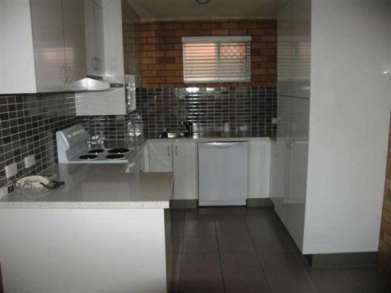 5/10 Coonowrin Street, Battery Hill QLD 4551