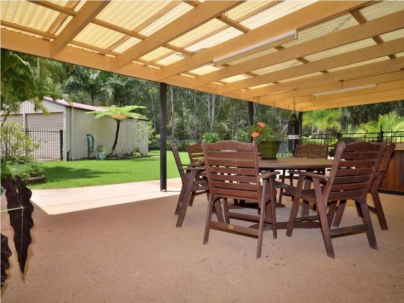 10 Phar Lap Court, Little Mountain QLD 4551