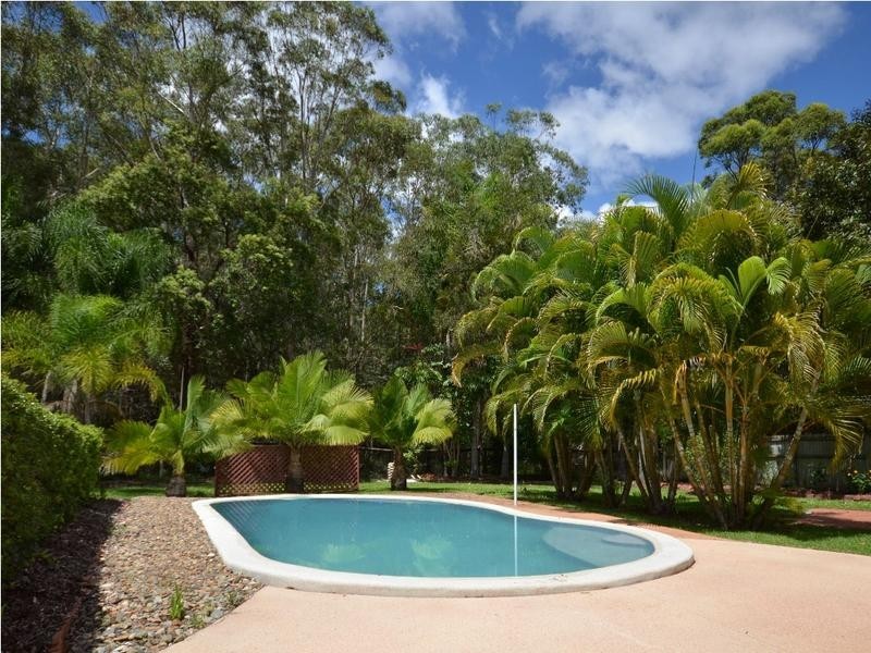 10 Phar Lap Court, Little Mountain QLD 4551