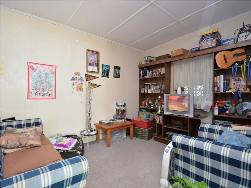 18 Holt Street, Currimundi QLD 4551