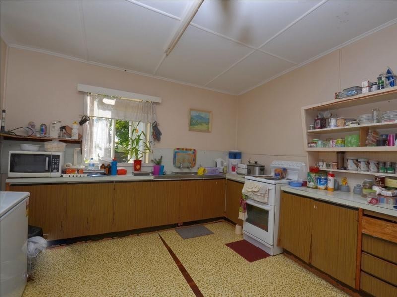 18 Holt Street, Currimundi QLD 4551