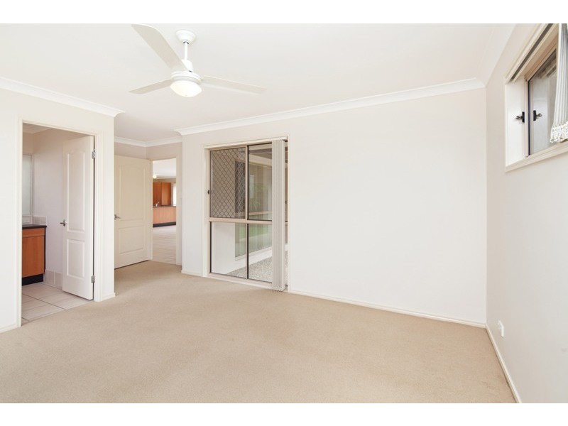 15 Campbellville Circuit, Pelican Waters QLD 4551