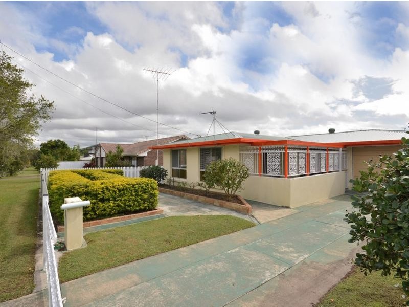 15 Rowell Street, Battery Hill QLD 4551