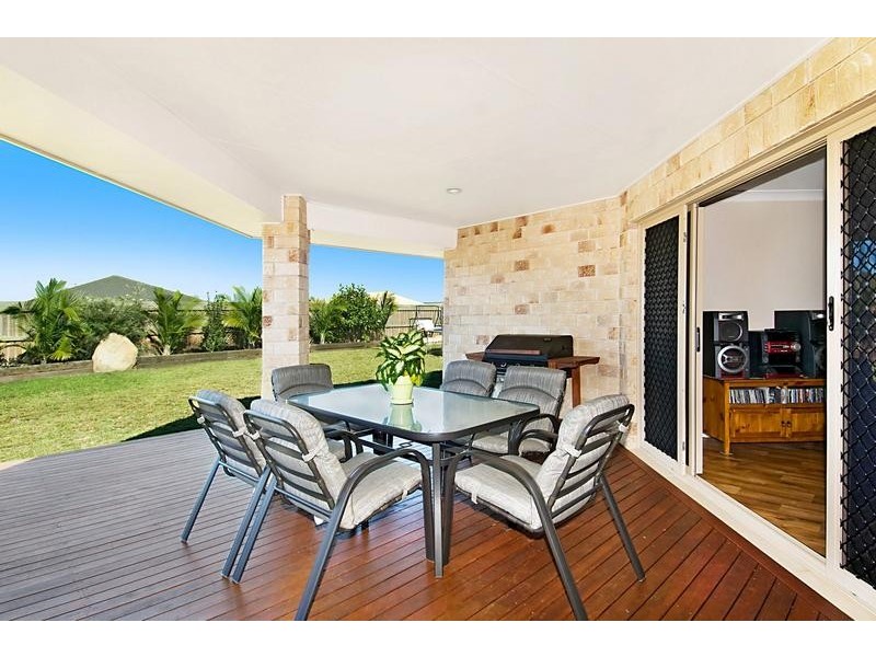 22 Northbrook Street, Caloundra West QLD 4551