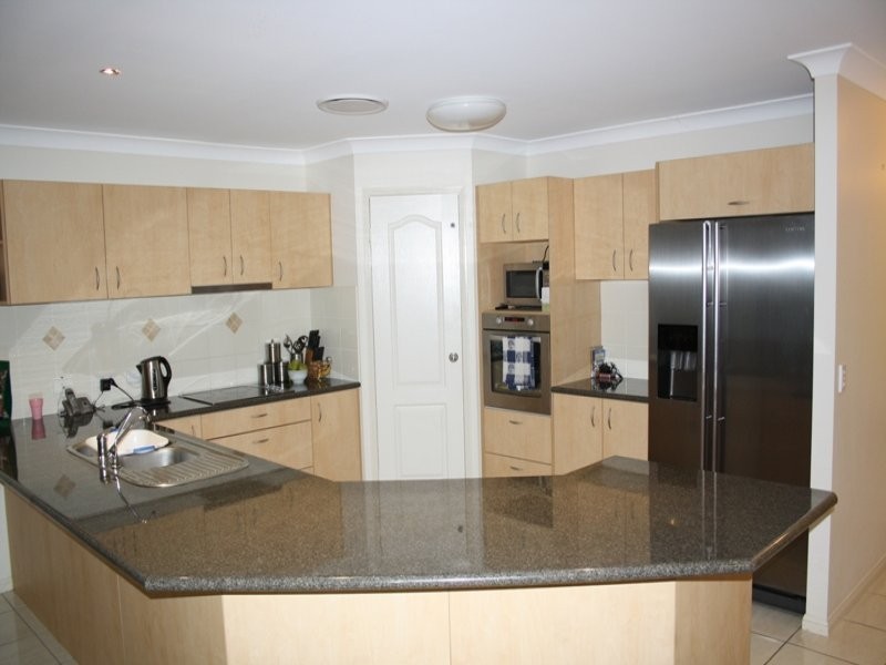 5 Blueberry Close, Little Mountain QLD 4551