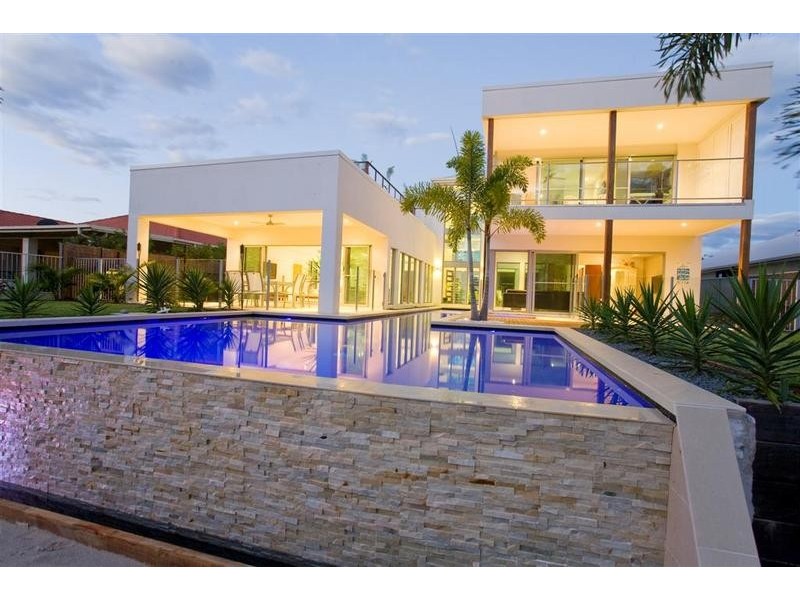 20 Campbellville Circuit, Pelican Waters QLD 4551