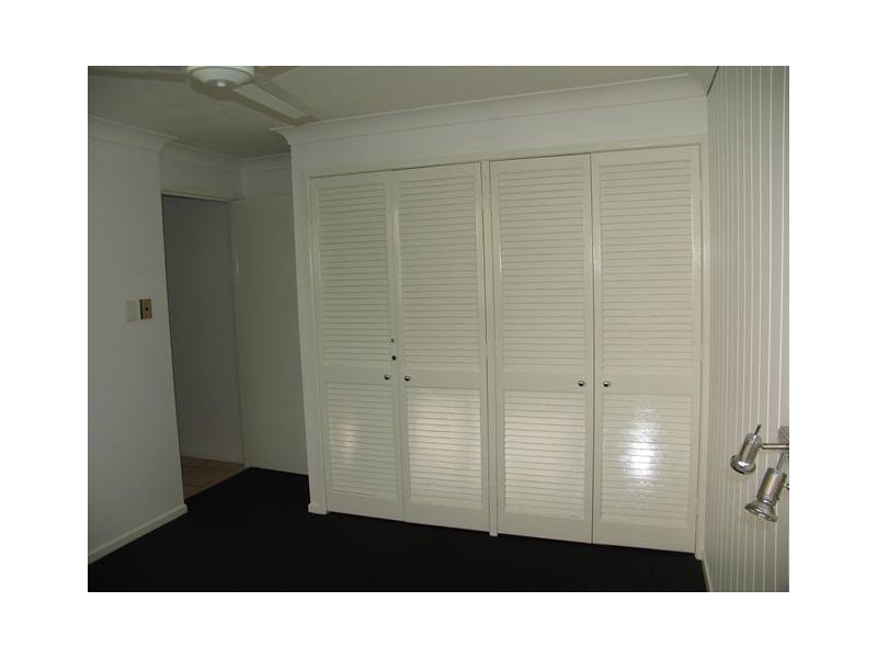 2/75 Edmund Street, Kings Beach QLD 4551