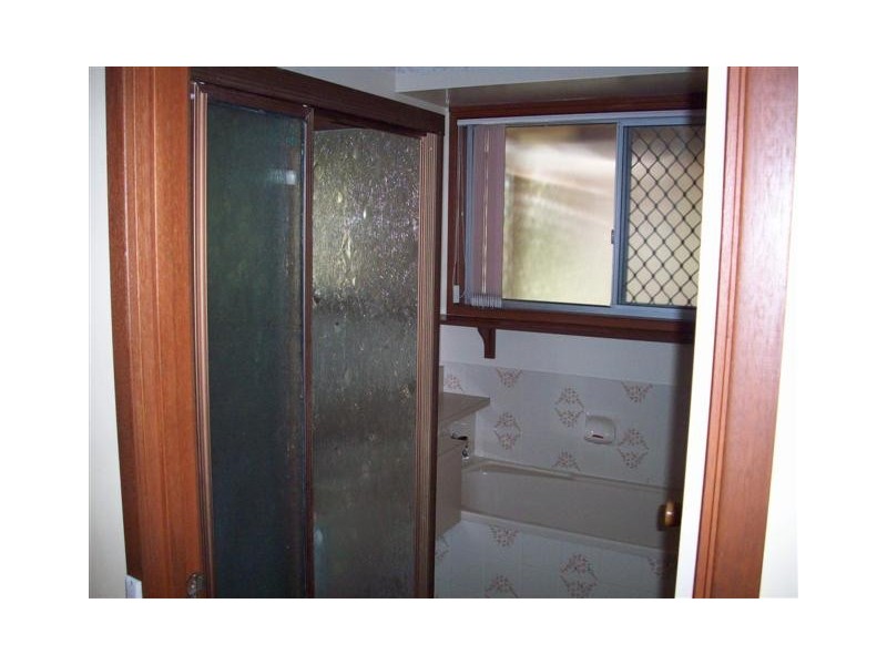 281 Nicklin Way, Warana QLD 4575