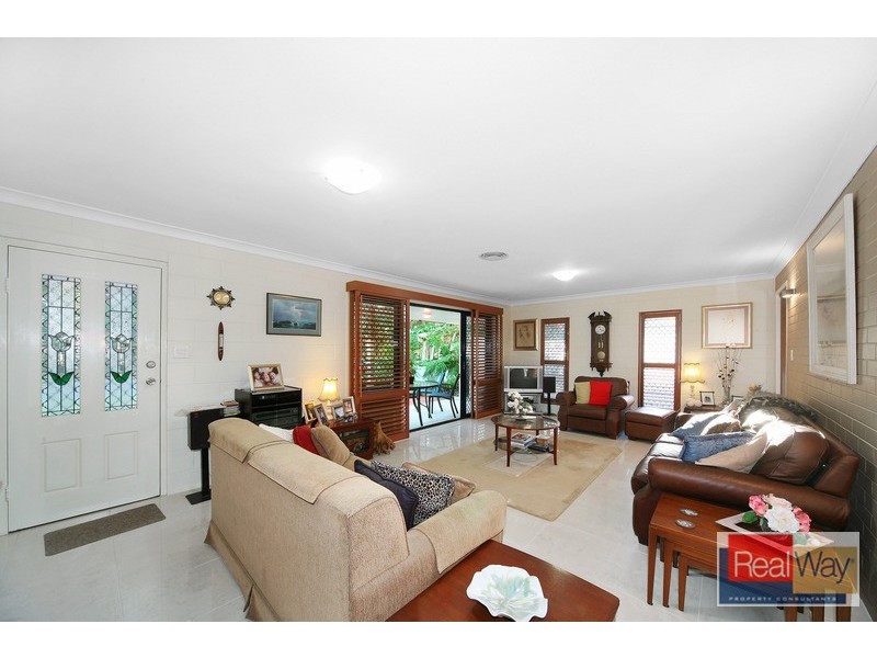 19 Mulloka Esplanade, Wurtulla QLD 4575