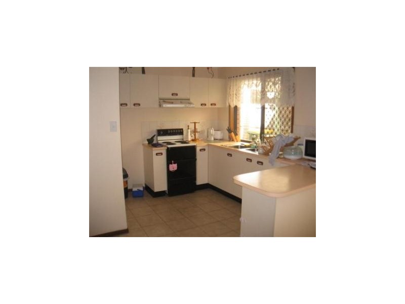 16 Parari Street, Warana QLD 4575