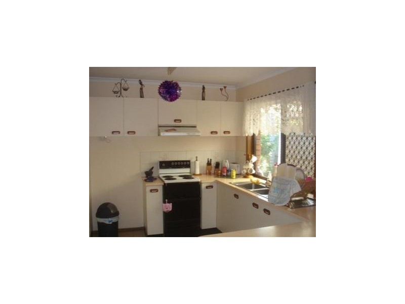 16 Parari Street, Warana QLD 4575
