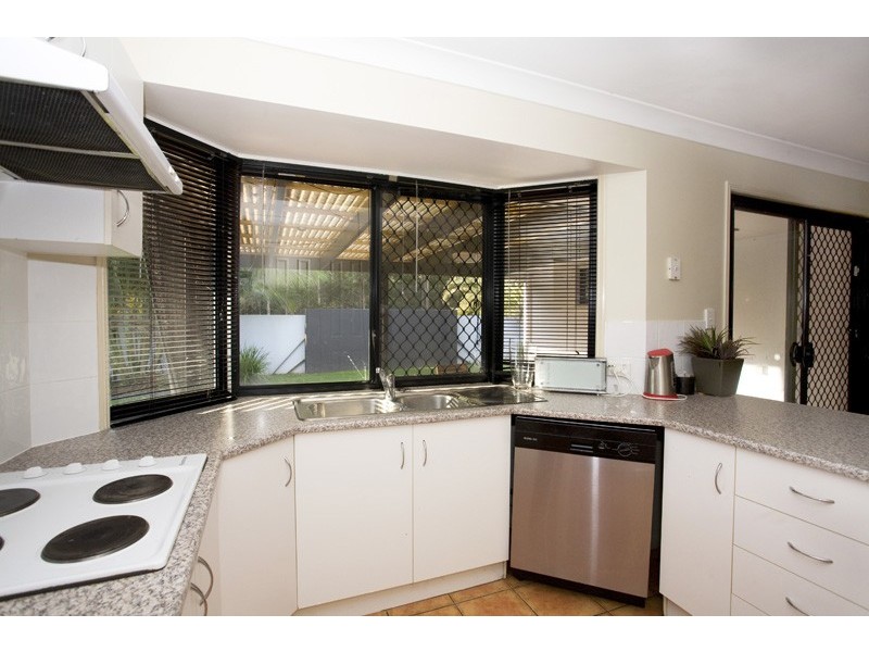 1 Snowdrop Avenue, Currimundi QLD 4551