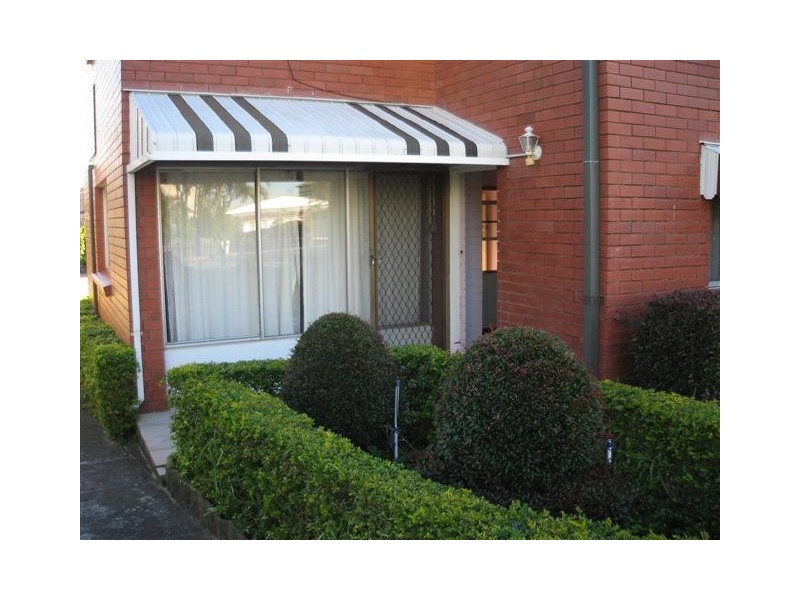 1/68 Landsborough Parade, Golden Beach QLD 4551