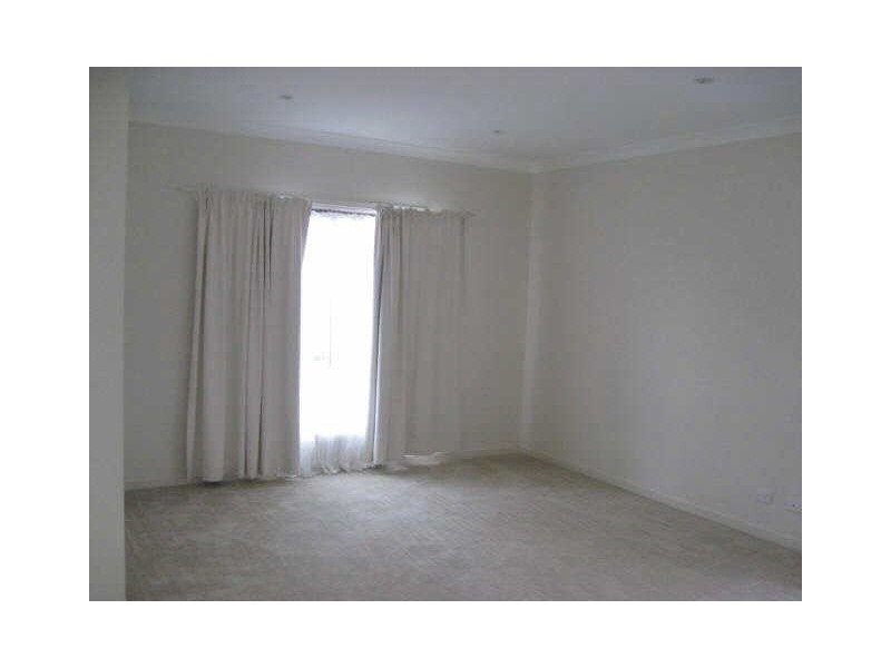 47 Hillview Crescent, Little Mountain QLD 4551