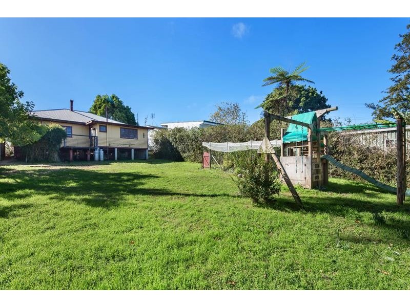 35 Cedar Street, Maleny QLD 4552