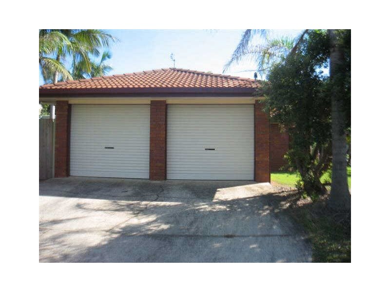 16 Parari Street, Warana QLD 4575