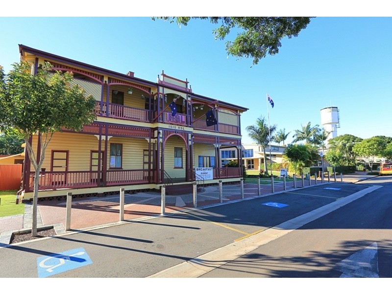 15 Taylor Street, Childers QLD 4660