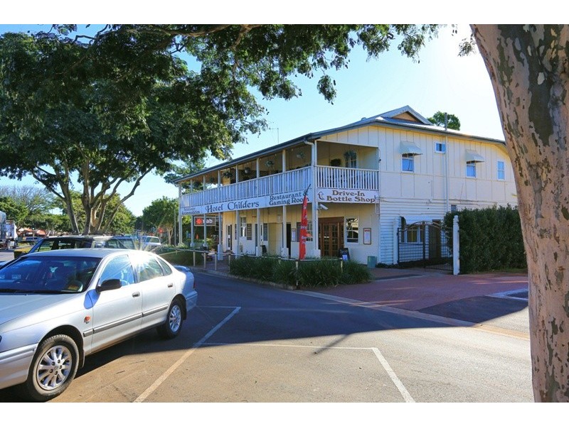 15 Taylor Street, Childers QLD 4660