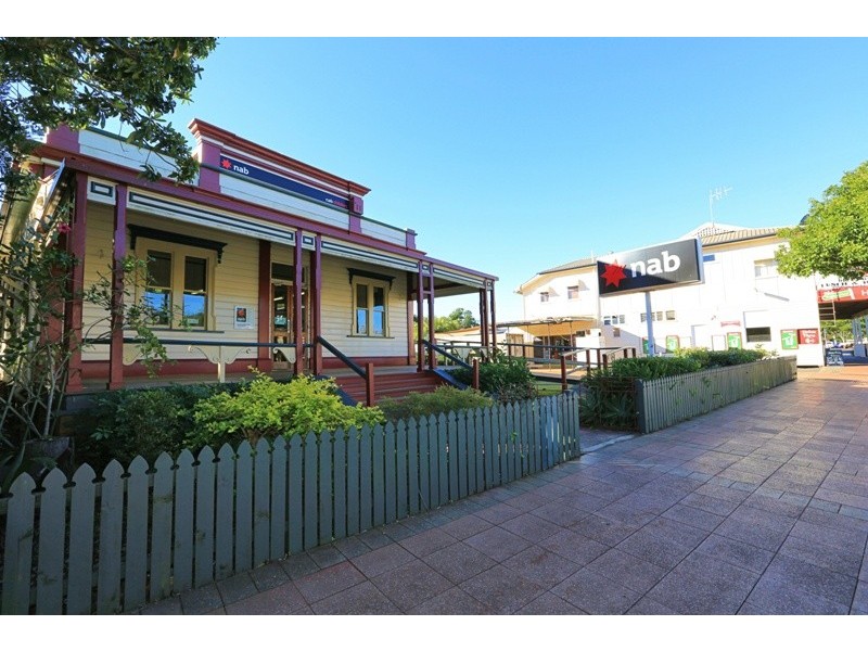 15 Taylor Street, Childers QLD 4660