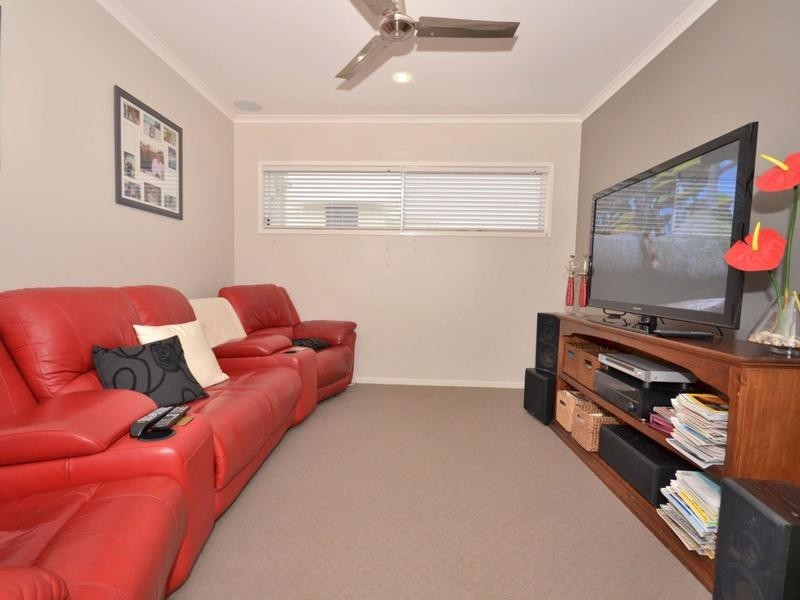 17 Foreshore Court, Dicky Beach QLD 4551