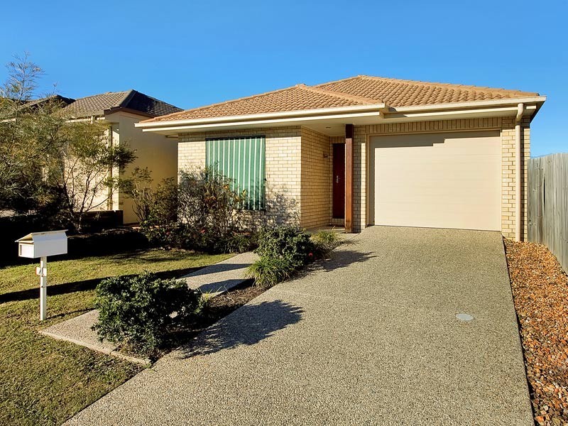 4 Gairdner Street, Caloundra West QLD 4551