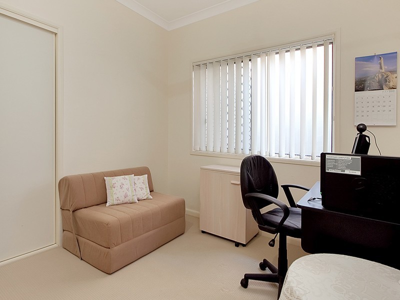 4 Gairdner Street, Caloundra West QLD 4551