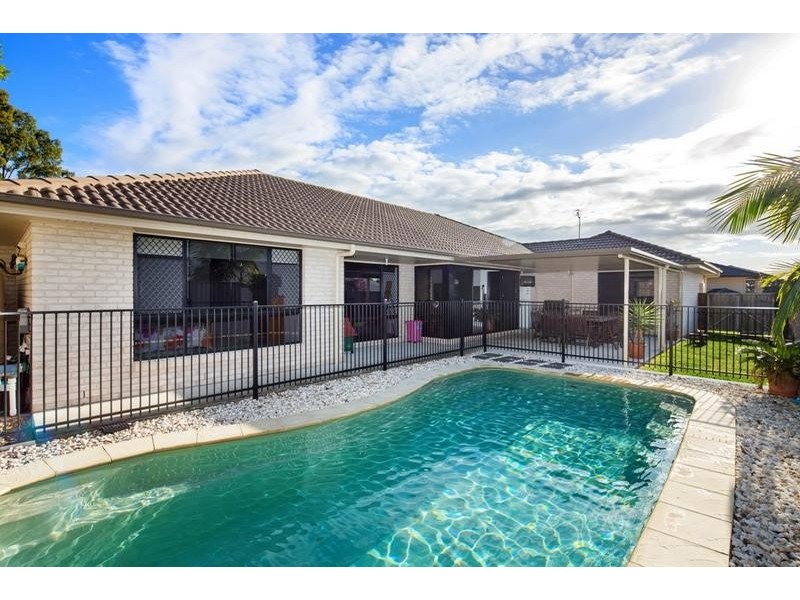 14 Acaciabark Place, Little Mountain QLD 4551