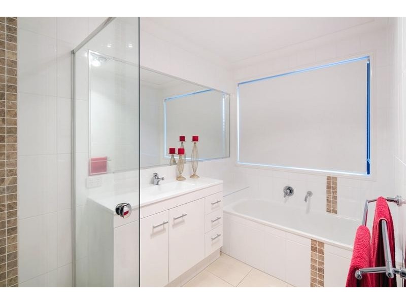 14 Acaciabark Place, Little Mountain QLD 4551