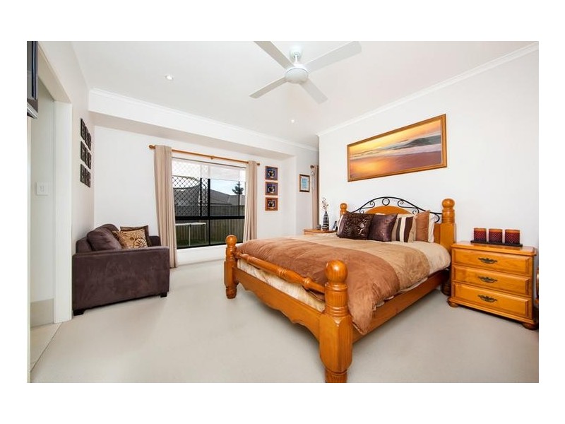 19 Acaciabark Place, Little Mountain QLD 4551
