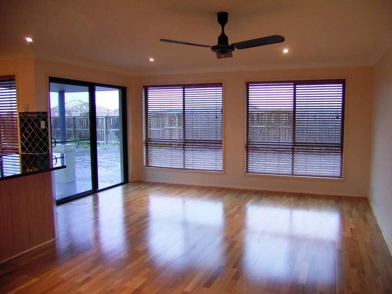 2 Margarita Court, Parrearra QLD 4575