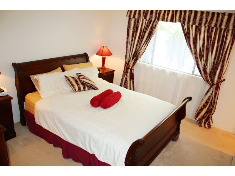 39 Springs Drive, Little Mountain QLD 4551