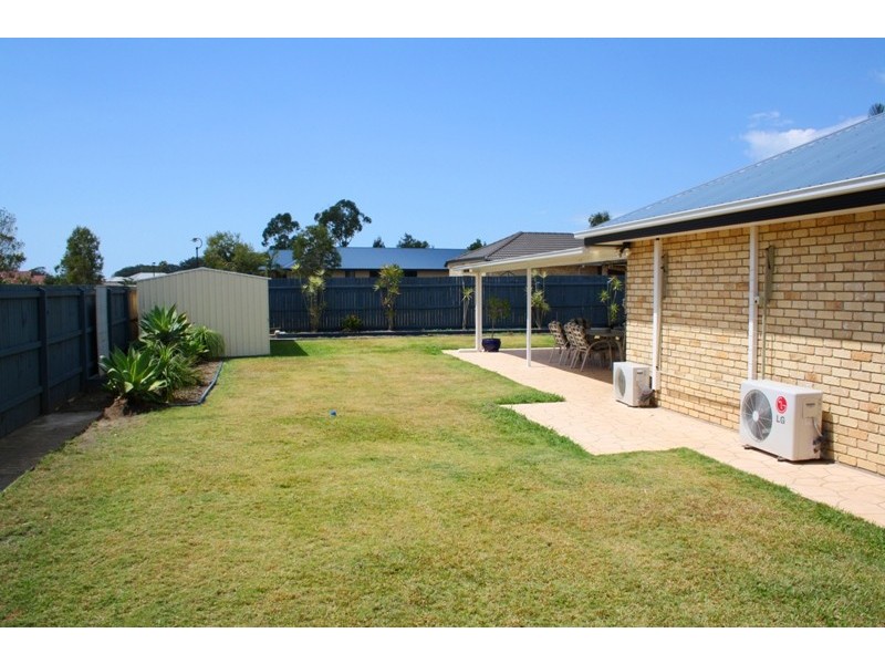 39 Springs Drive, Little Mountain QLD 4551