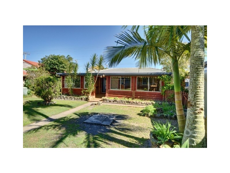 281 Nicklin Way, Warana QLD 4575