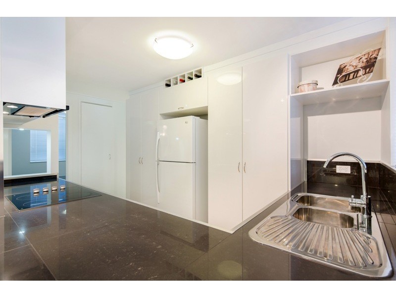 2/35 Lower Gay Terrace, Caloundra QLD 4551